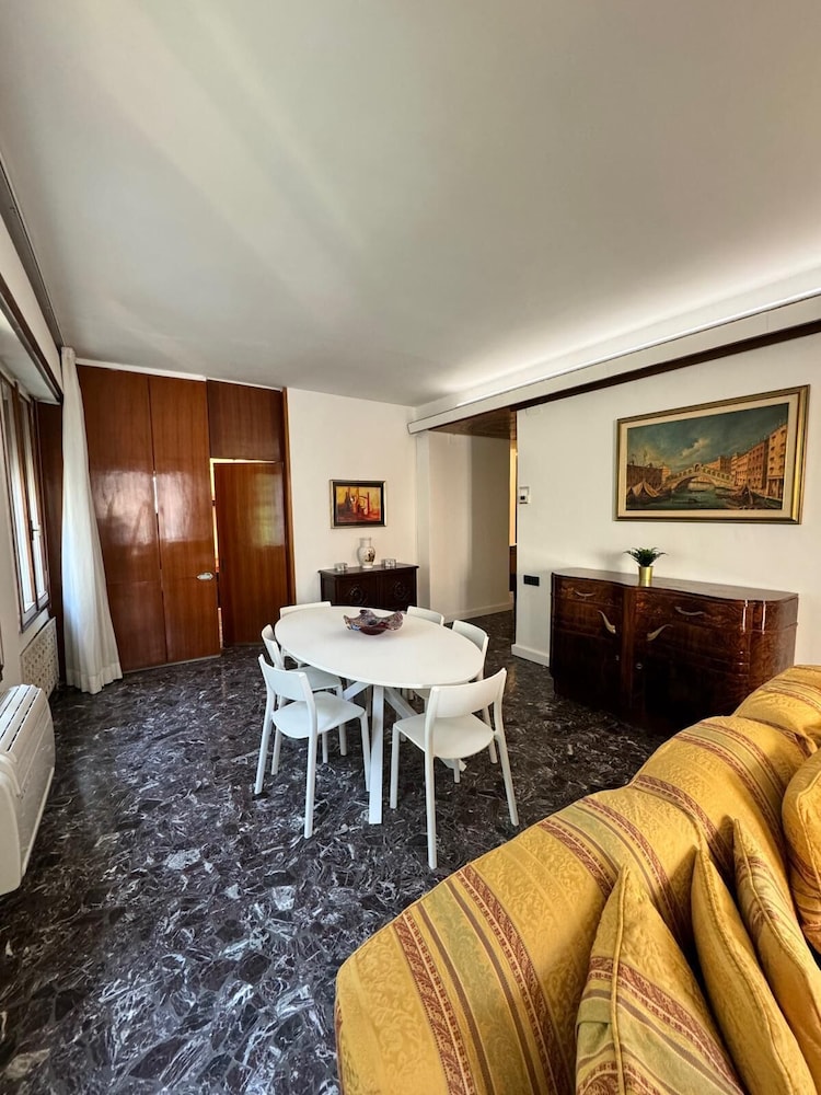 madoneta apartment