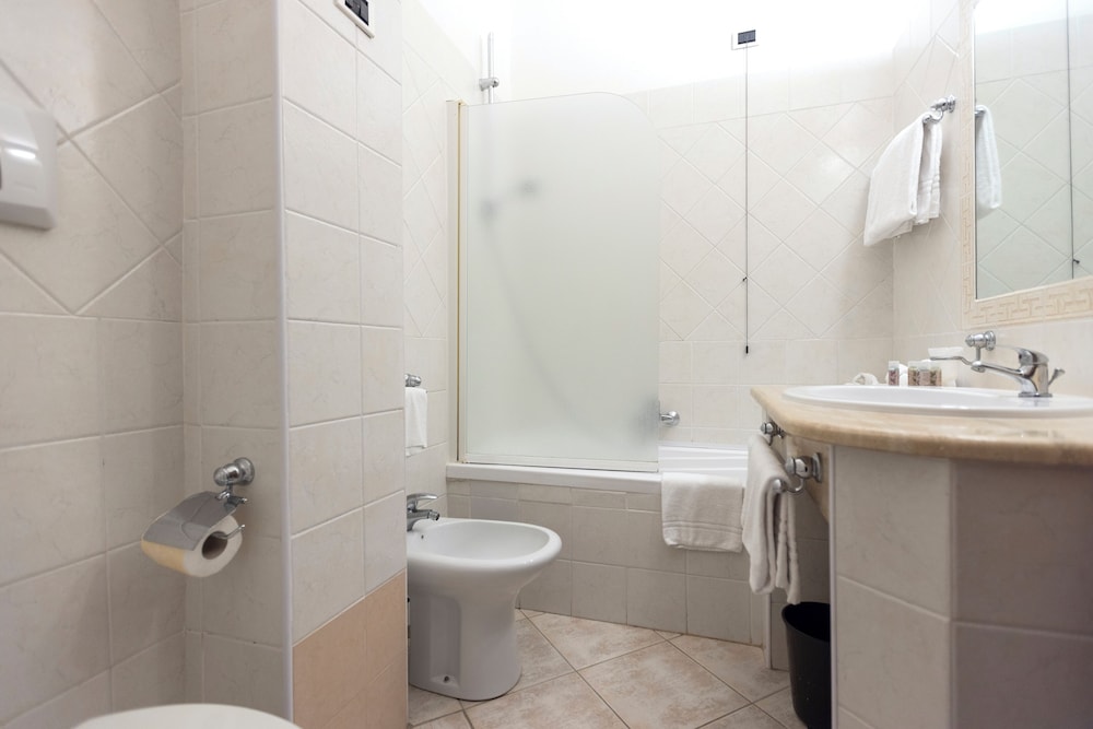 Hotel Ribot with pool in Arborea