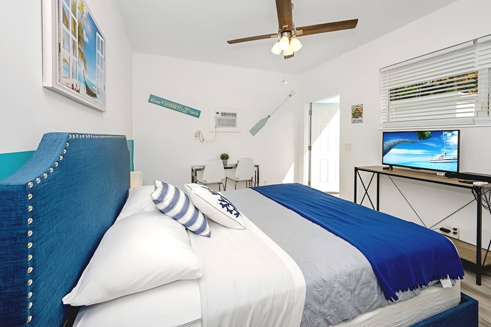 Blue Coral Studio in Hollywood