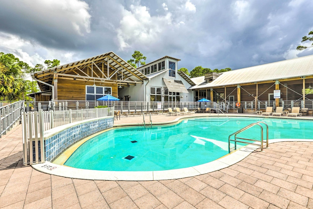Family Beach Getaway in St Teresa: Bike to Ocean!
