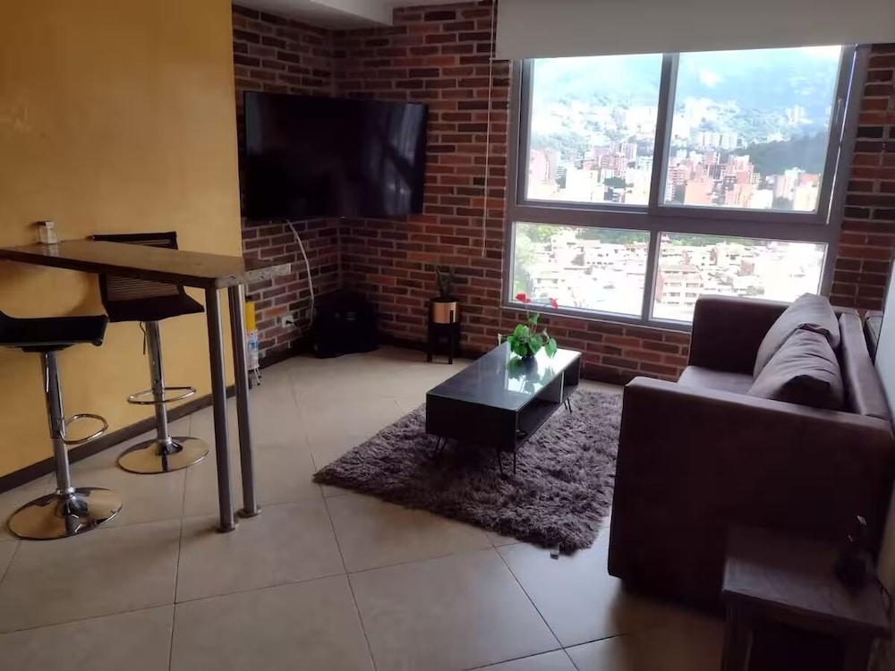 Penthouse Rooftop Gem in the Laureles