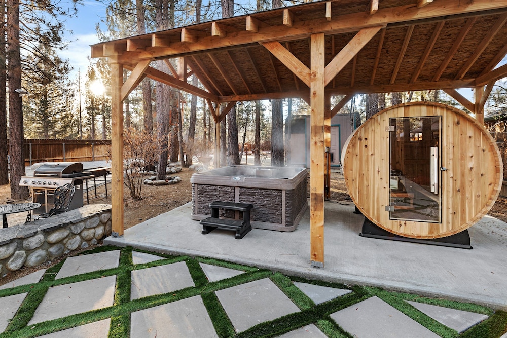 Mountain View Manor #2546