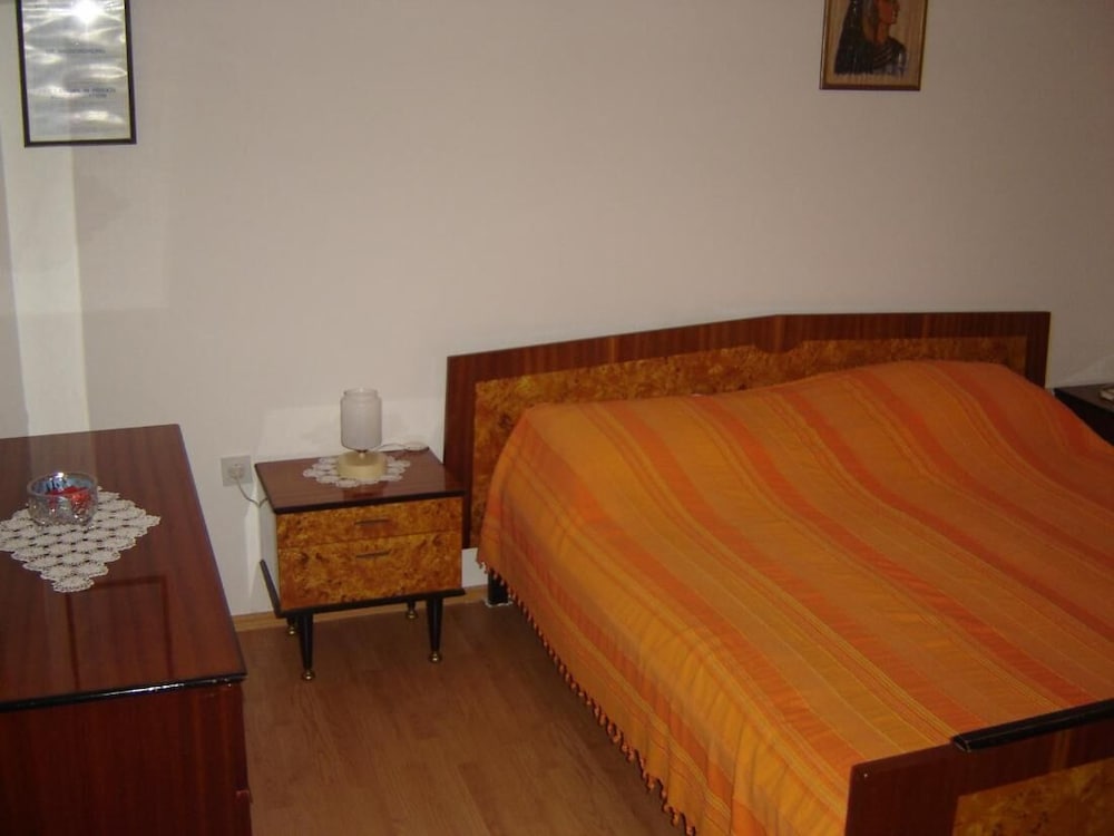 Apartments Grgorinić 3 Bedrooms view 2