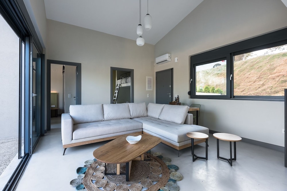 Theeta Elia Villa - Metamorfosi Halkidiki