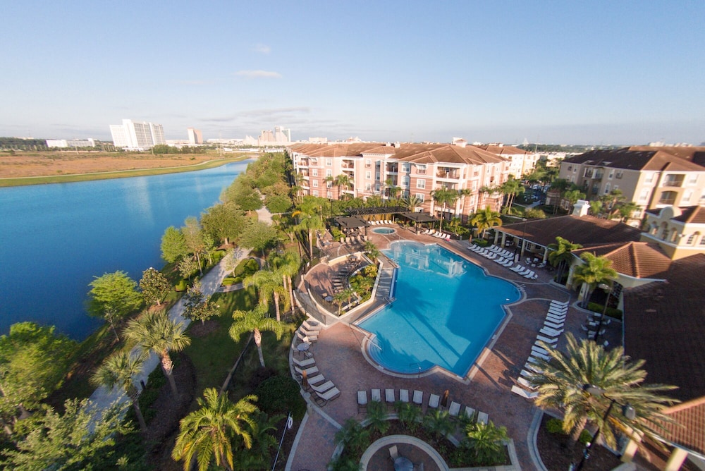 Epic Universe 4 Bedroom Plus, Lake View Condo, Vista Cay-1008