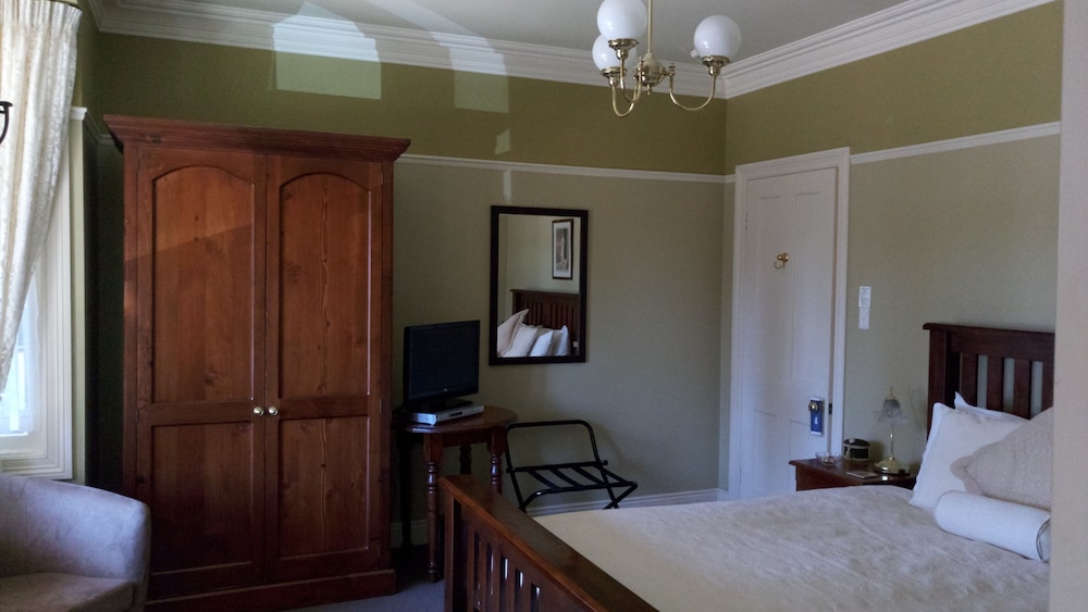 Bethany Manor Bed & Breakfast