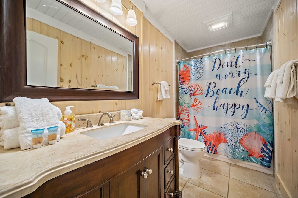 Don t Worry Beach House 3 2 2 Blocks to Beach