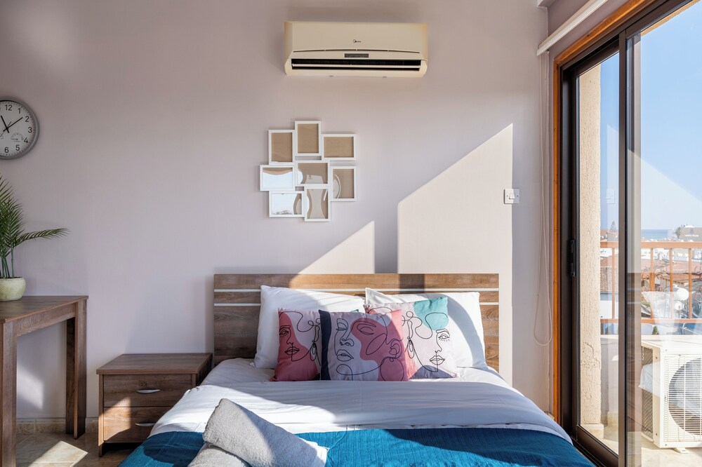 Ani's Studio With Terrace in Larnaca