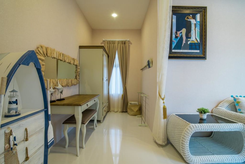 Baan Hua Hin Suk Jung