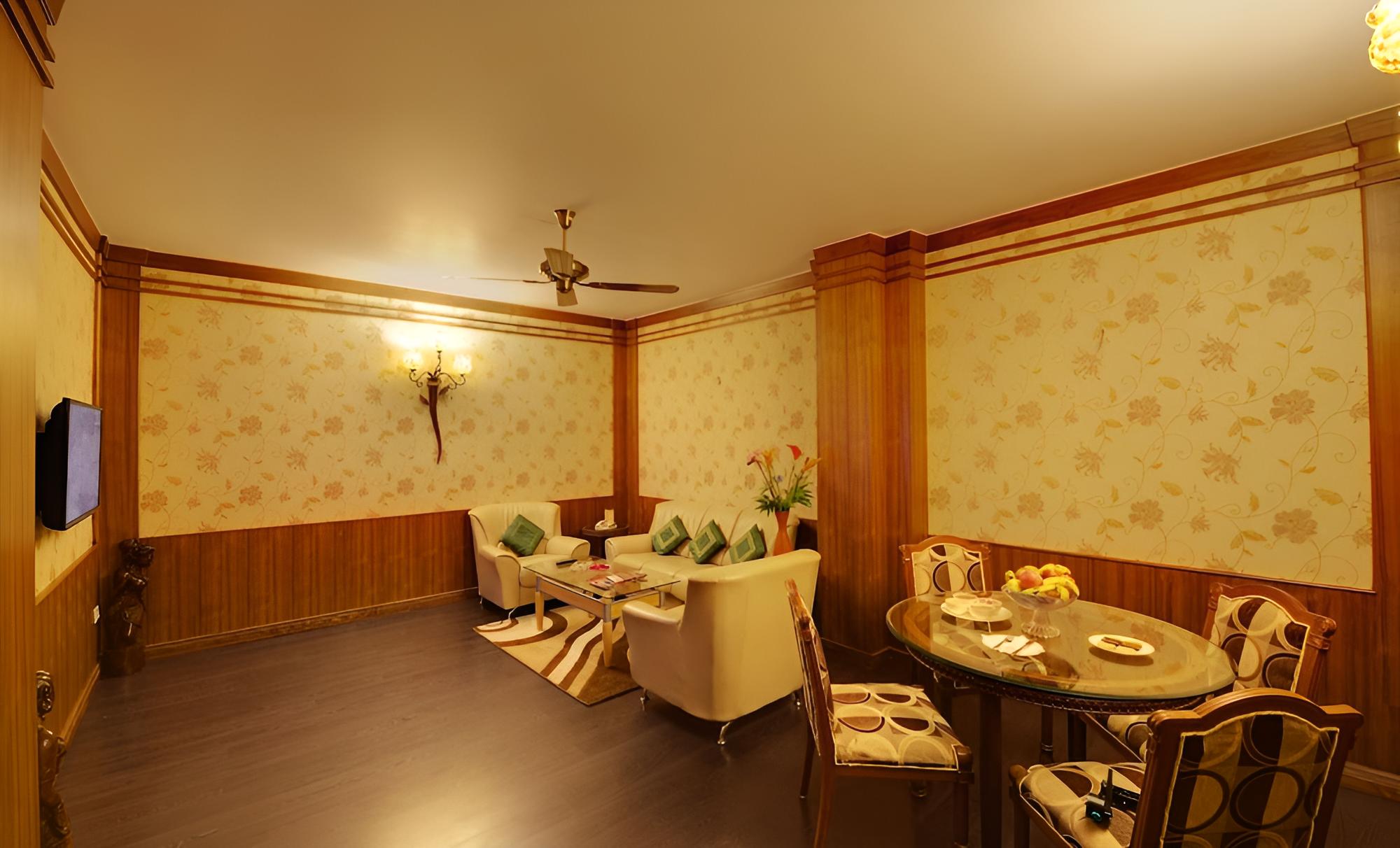 Hotel Babylon International