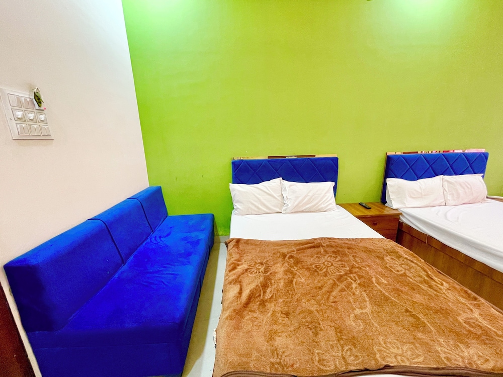 Hotel T P Inn near Mahakaleshwar Temple