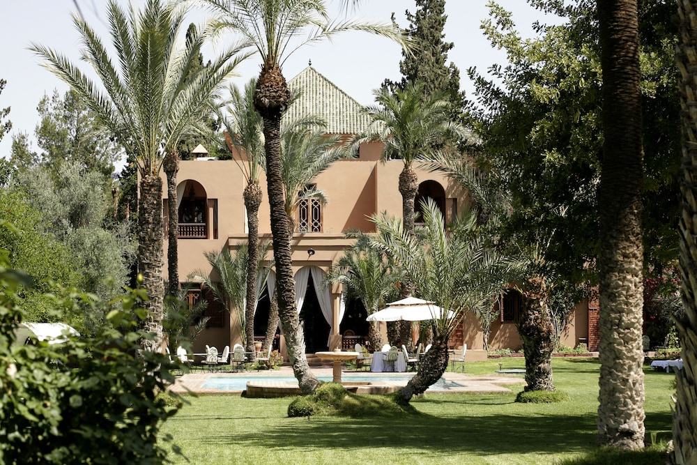 Dar Ayniwen Garden Hotel & Bird Zoo