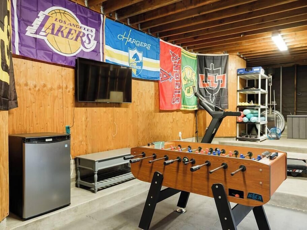 Luxury 5br 3 5ba w Pool Hot Tub