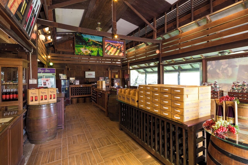 Village Farm & Winery