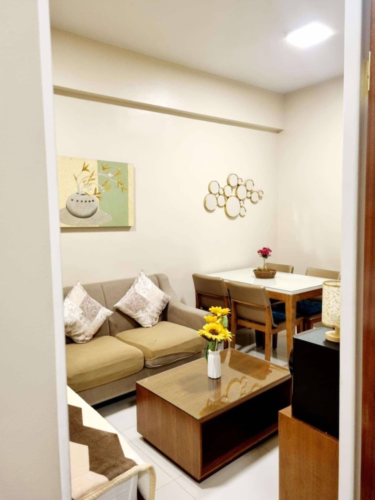 Mactan Newtown Family Suite Room