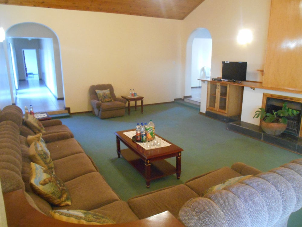Pebble Rock Lodge
