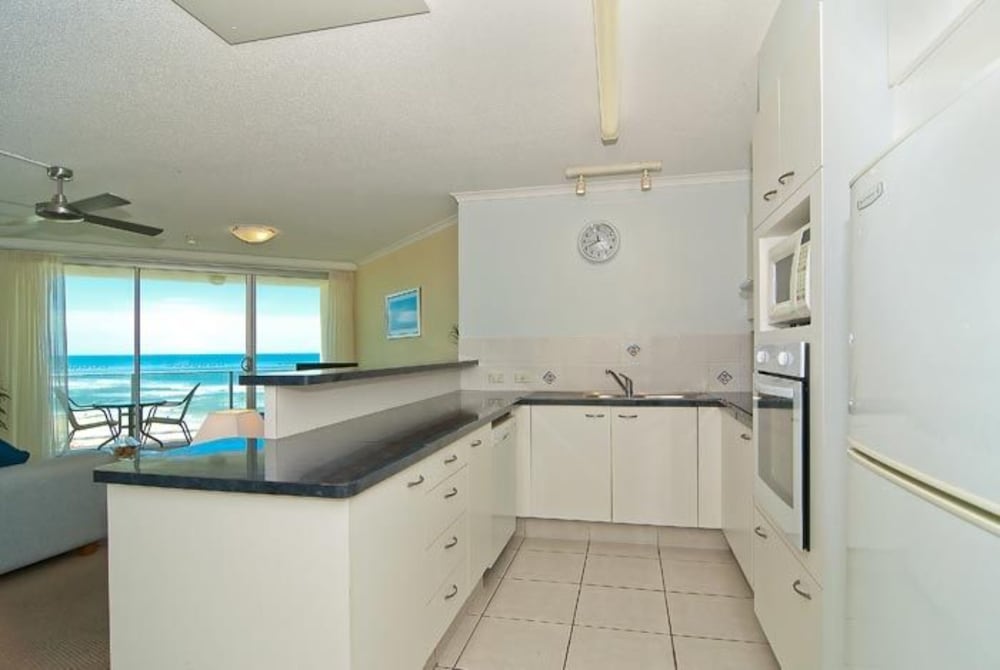 Chateau Royale Beach Resort Maroochydore
