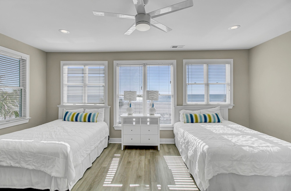 131 Grand Pavilion by Avantstay Oceanfront On The Boardwalk