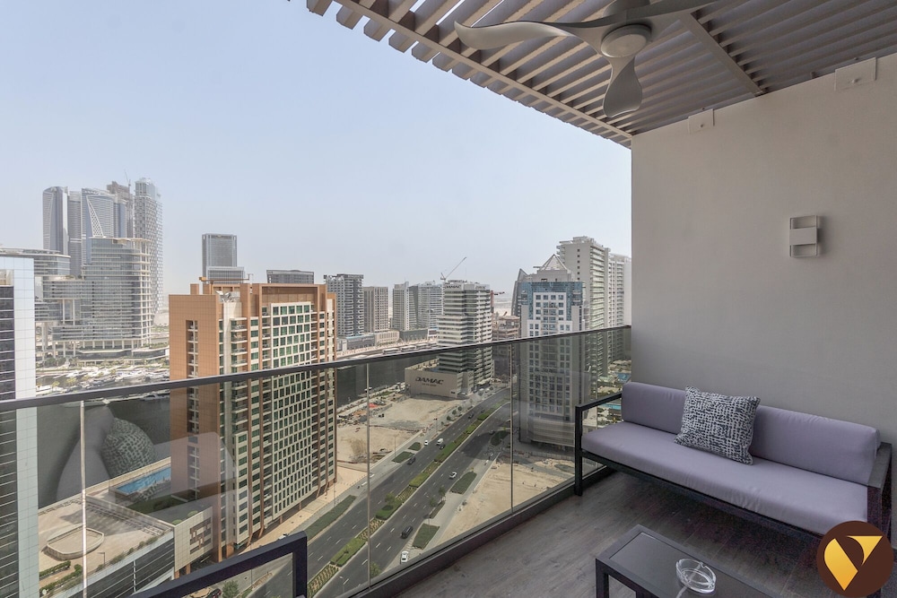 Vogue Downtown close to Burj Khalifa Mal