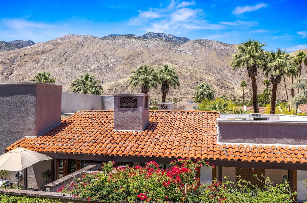 Villa del Sol Montana