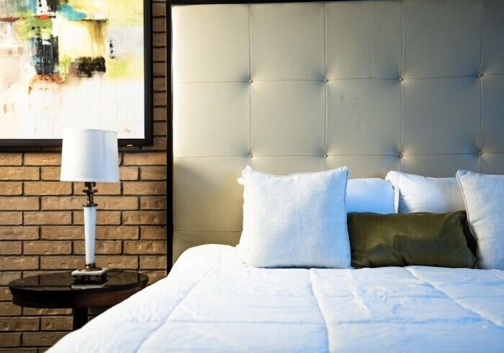 The Landmark Hotel view 2