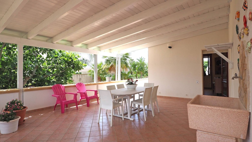 Villa Bellavista 8 Guests 3 Bedrooms by the sea