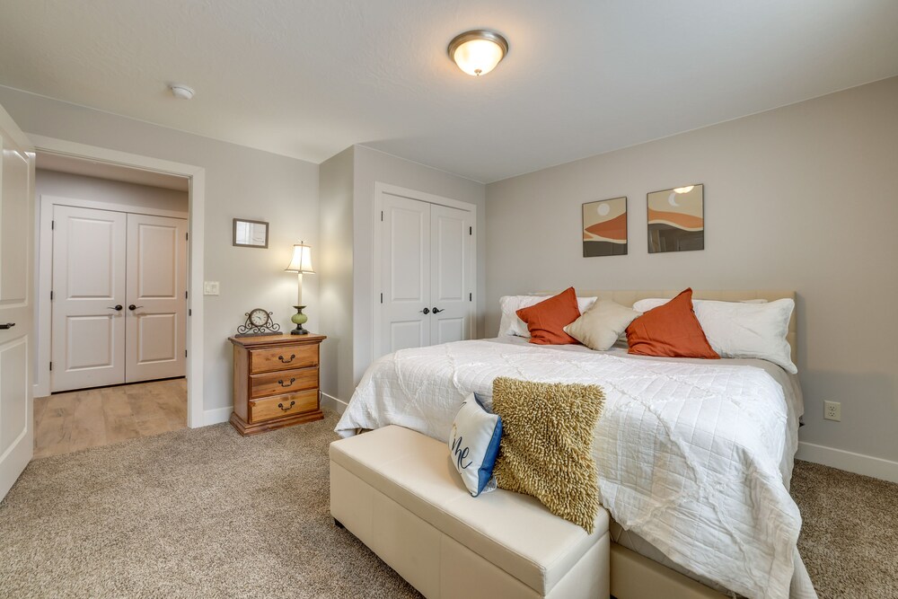 Toquerville Vacation Rental, Near State Parks! view 5