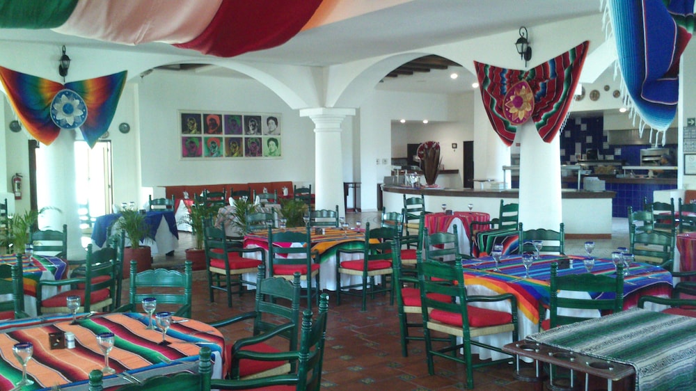 BlueBay Grand Esmeralda All Inclusive - Property Image 4