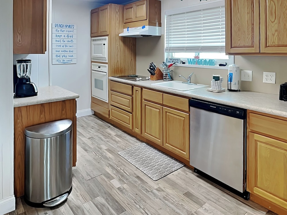 John Silver Cottage by Ryson Vacation Rentals