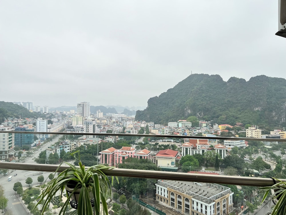 Sapphire Homestay Ha Long Bay
