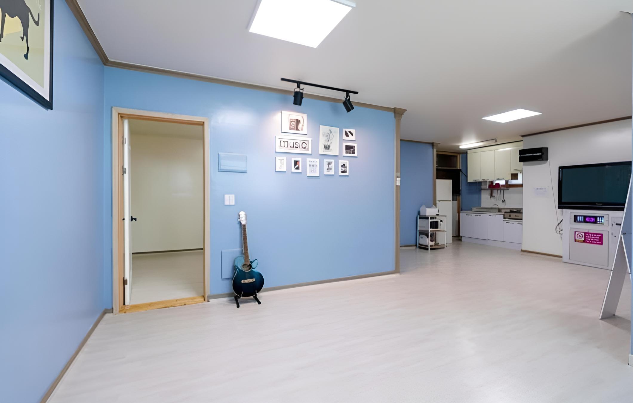 Incheon Vacations - Eulwangri Bide 302 Pension - Property Image 53