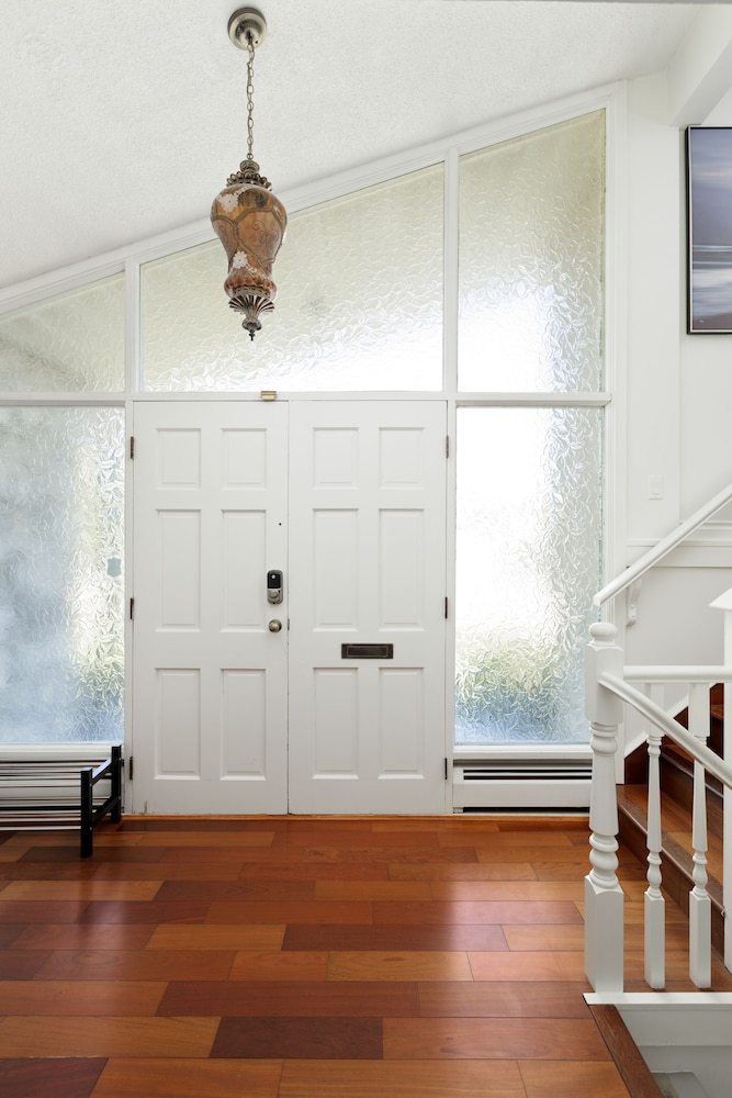 8240 Manson Dr - Image 2
