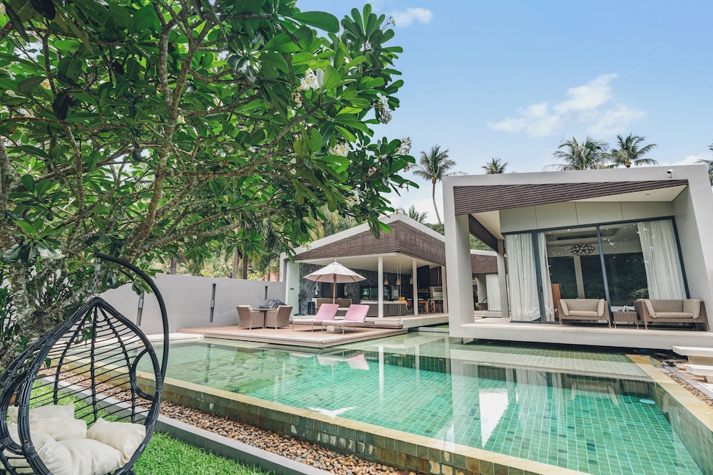 Villa Neung view 4