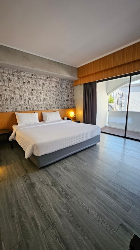 White Palace Bangkok 35