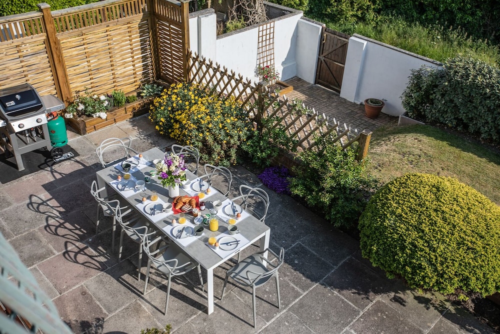 Newquay Tamarisk Lodge on the Gannel