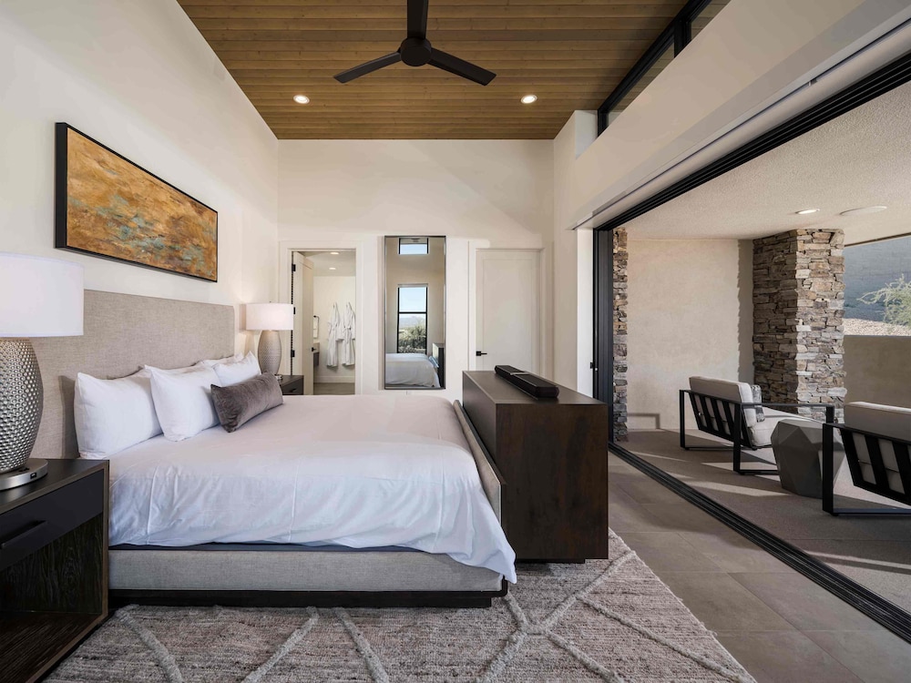 Mountain House Lodge at Sereno Canyon