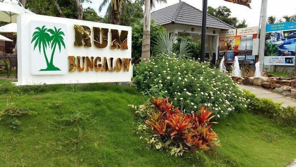 Rum Bungalow Resort Phu Quoc