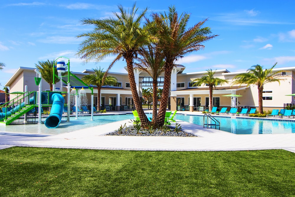 Veranda Palms Resort