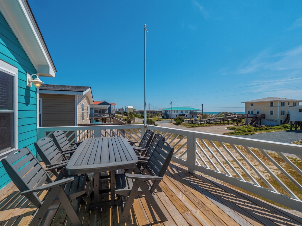 The Water Bear by Topsail Realty