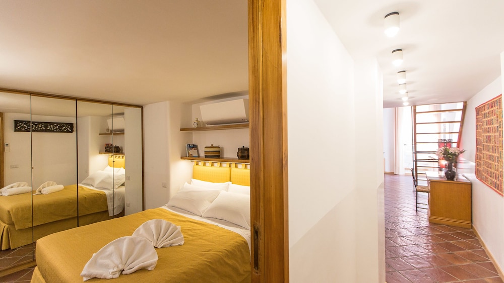 Rental in Rome Bovari