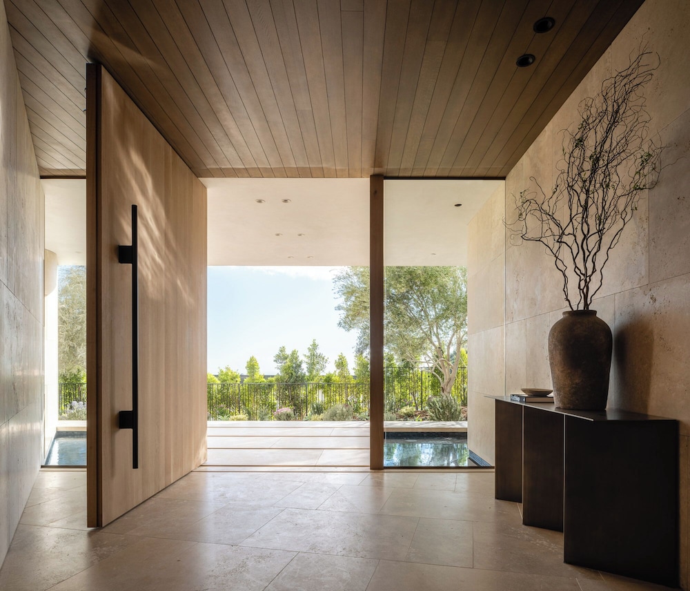 Stradella Mansion - Epitome of Luxury Living in This Breathtaking Bel Air Estate