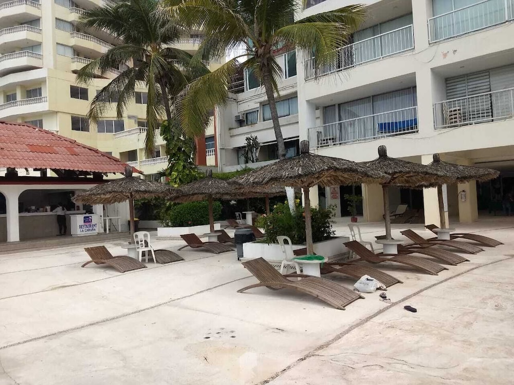 Select Suite Acapulco Twin Towers