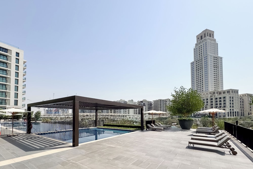 PVH - 1BR Sea View - Palace Residence