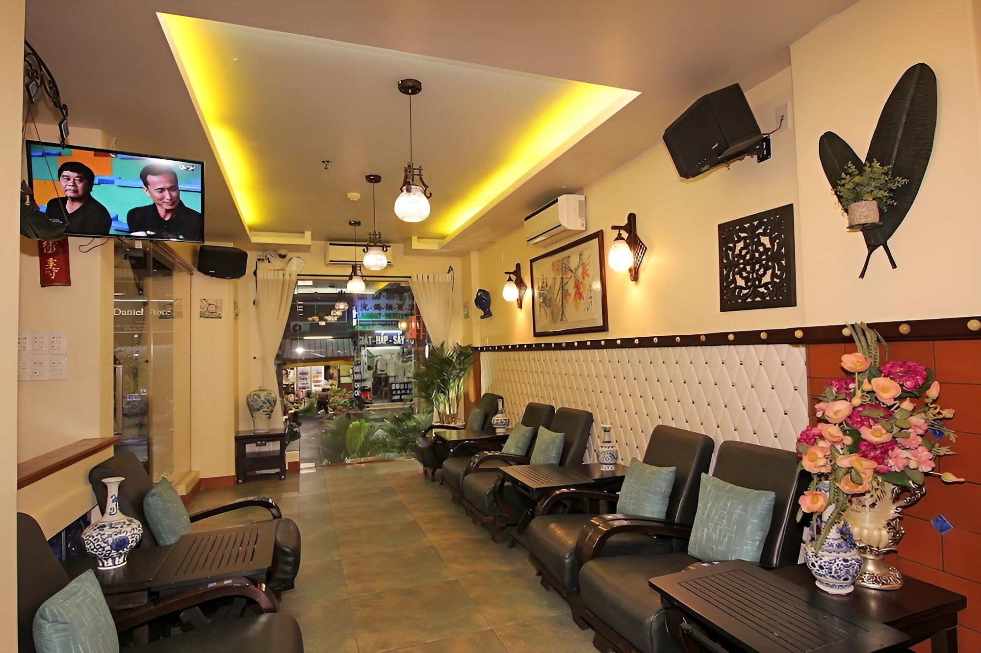 Lam Hotel