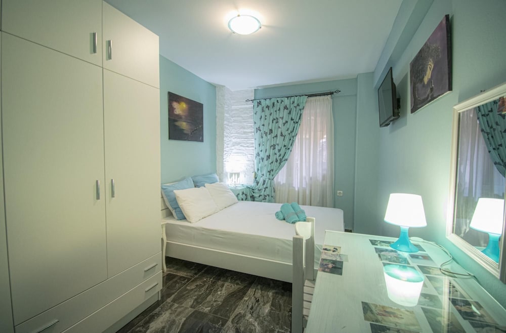 Villa Suzi No2 by Travel Pro Services view 2