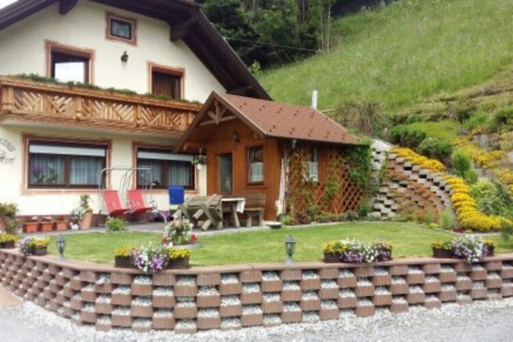 Apartment in Muhr Near Ski Areas