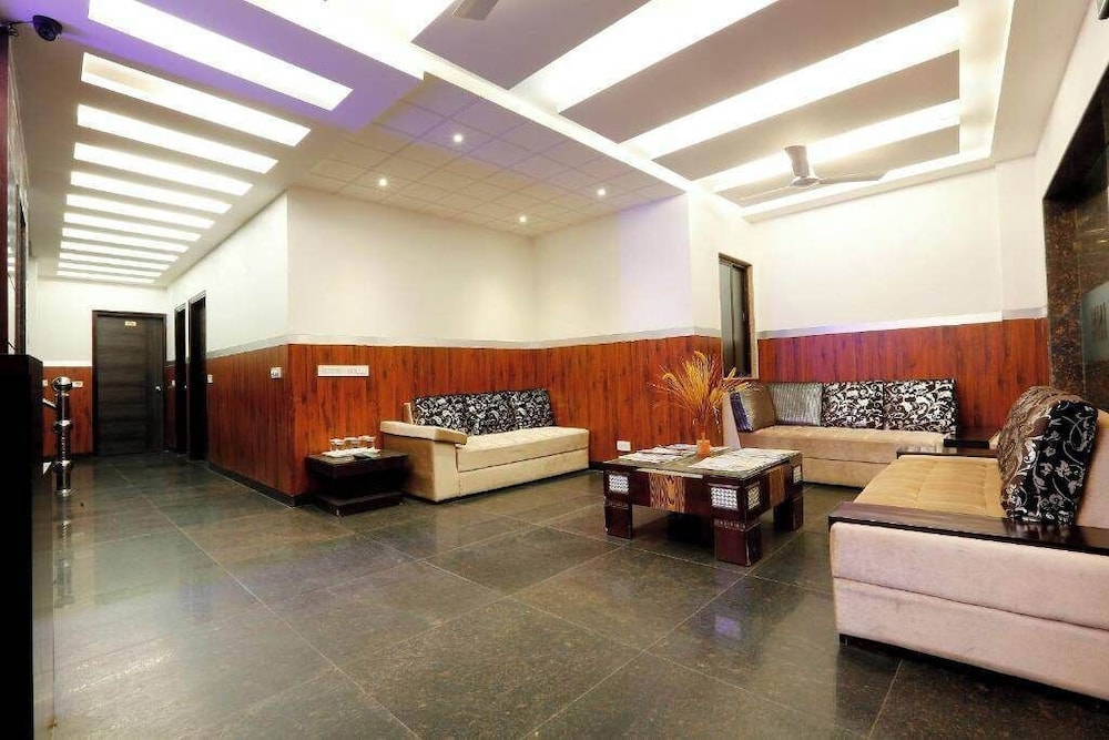 Hotel Anand INternational