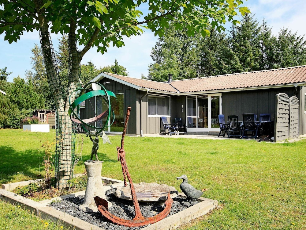 Quaint Holiday Home in Farsø With Indoor Whirlpool view 2