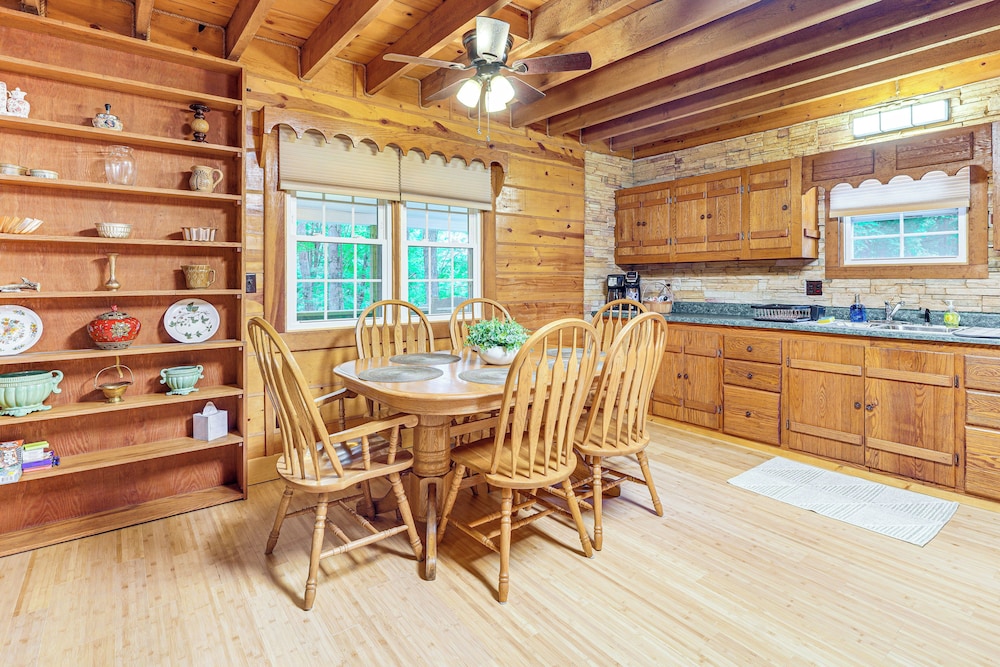 Secluded Lodge Stay: Day Trip to Audra State Park!