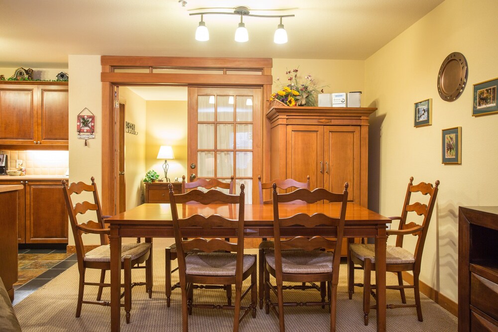 Powderhorn Lodge Deluxe Condos - Solitude UT